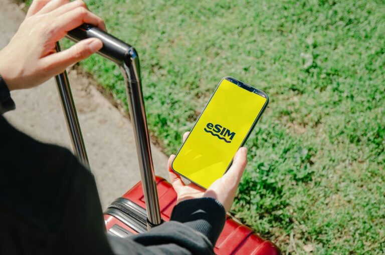 esim smartphone digital technology