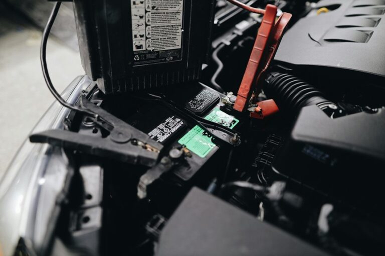 lithium ion charging cycle behavior